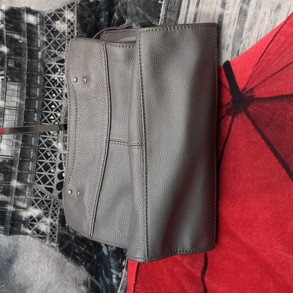 The Sak Gray Alameda leather purse - Picture 9 of 11